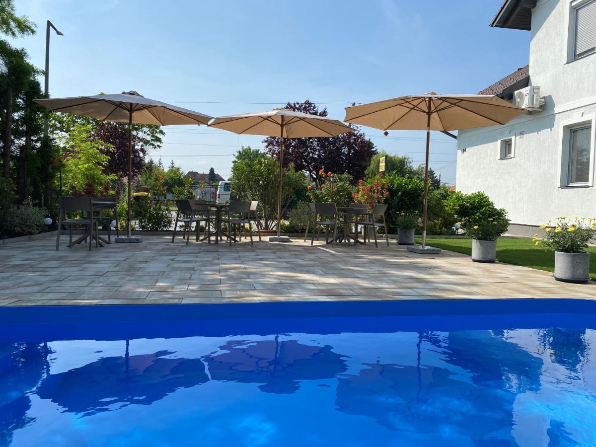 Best Apartman Lelle Balatonlelle Exteriér fotografie